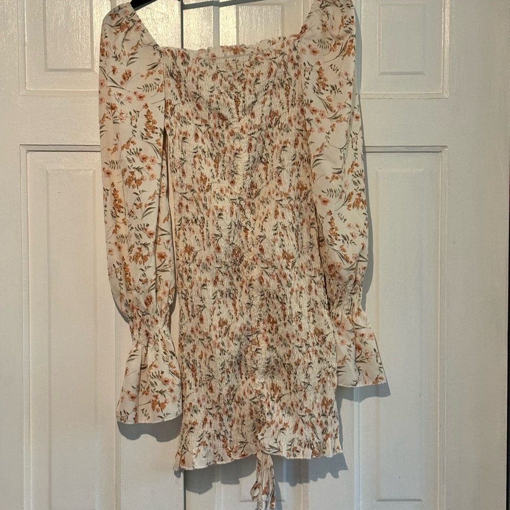 Drawstring floral dress. - Picture 3 of 3